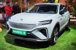 MG Marvel R front quarter